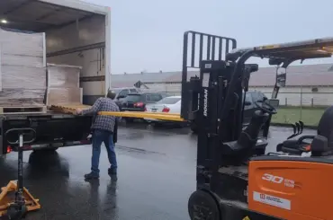 Professional office movers in Abbotsford BC relocating business equipment